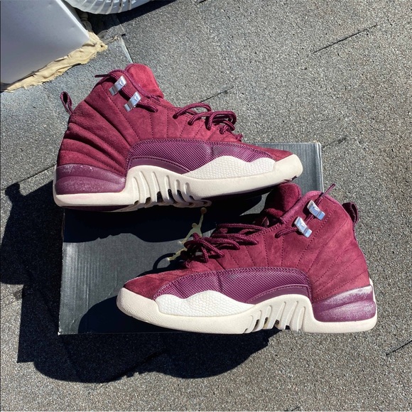 Jordan Retro 12 Bordeaux - Picture 2 of 6